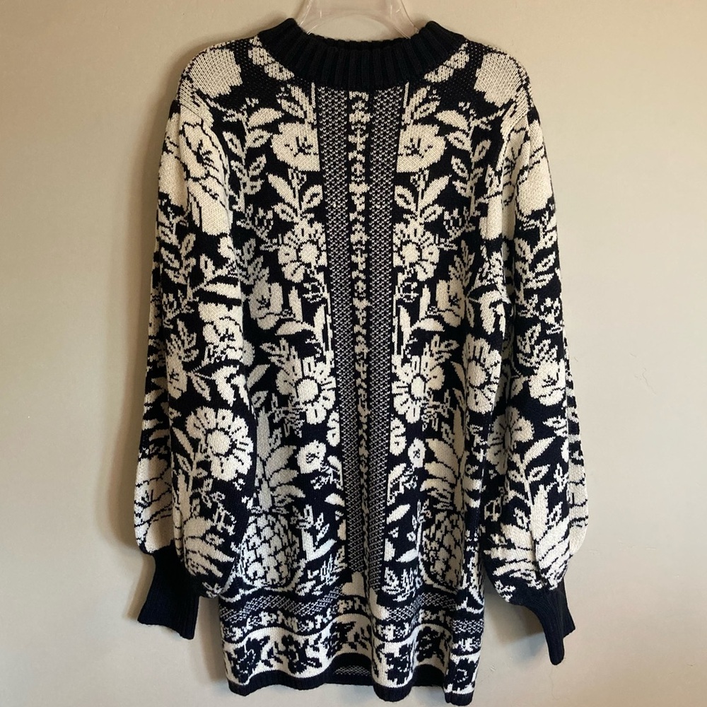NEW FARM Rio Black Pineapple Garden Mini Sweater Dress Tunic Floral Knit Size S - Picture 8 of 16